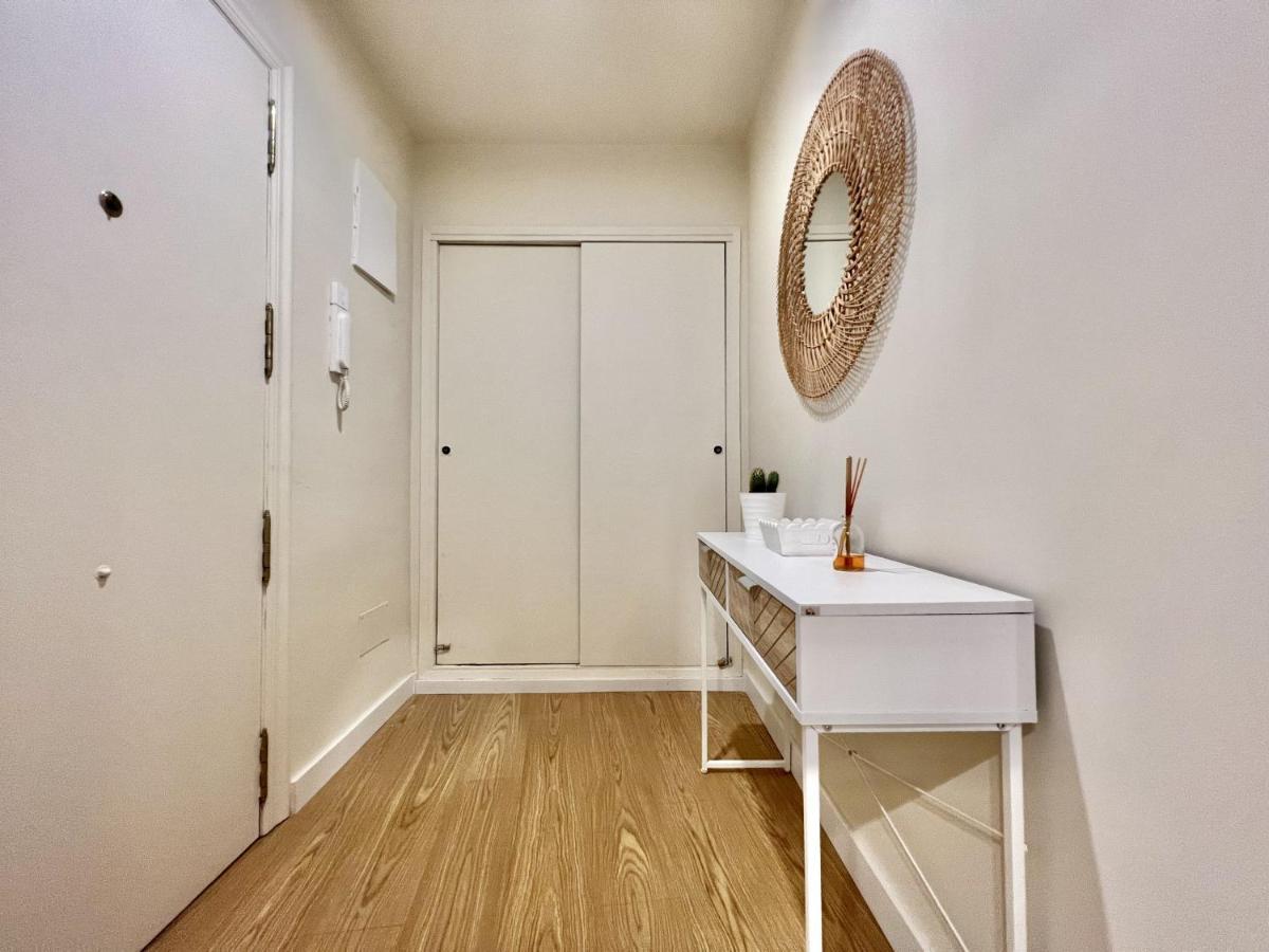Cozy San Cristobal Apartment In Heart Of Alicante Extérieur photo