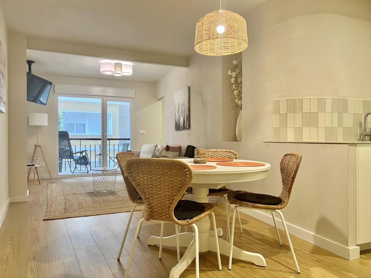 Cozy San Cristobal Apartment In Heart Of Alicante Extérieur photo